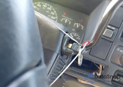 1996 Chevrolet Gmt-400 C3500 из США, поврежденный, VIN 1GCHC39F7TE143649